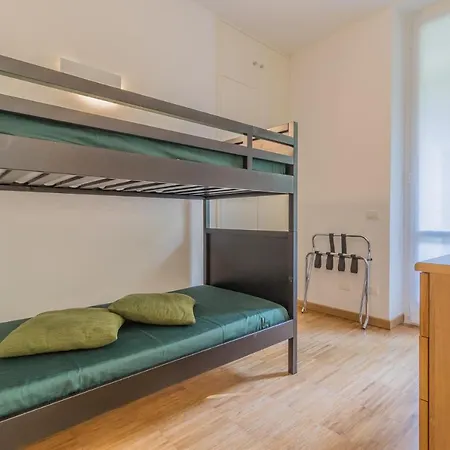 Varenna Apartman Perledo
