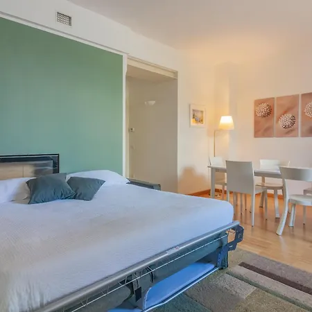 Varenna Apartment *