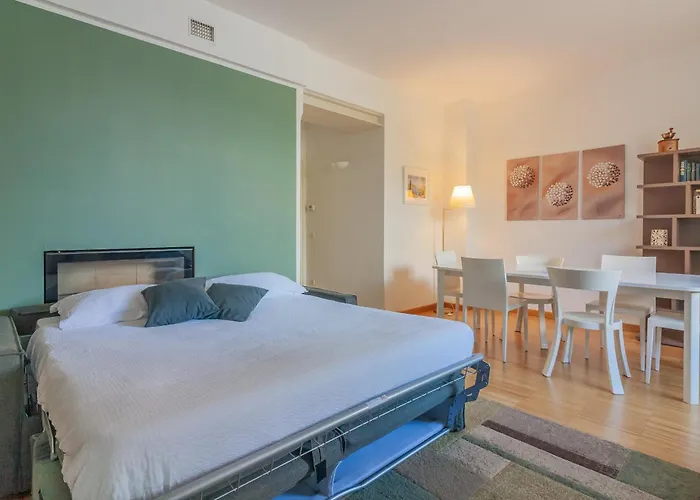 Varenna Apartment *